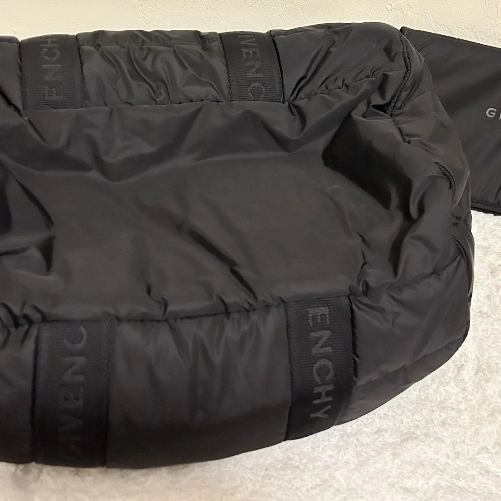 Givenchy Padded Nylon Changing Diaper Bag/Travel Duffel Bag Black & Mat